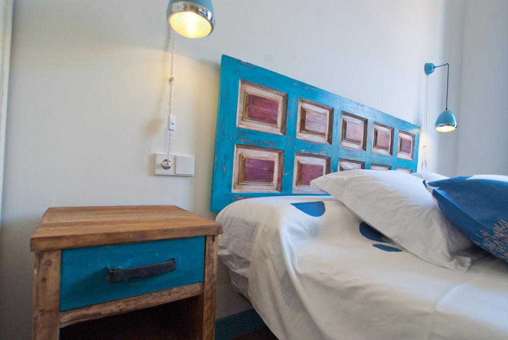 Hotel Hostal Chic 桑特费柳德吉克索尔斯 客房 照片